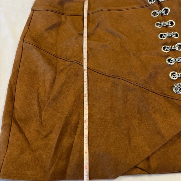 AVEC LES FILLES New Small Leather Zip-Up Chain Wrap Mini Skirt Small Retro suede - Picture 5 of 10